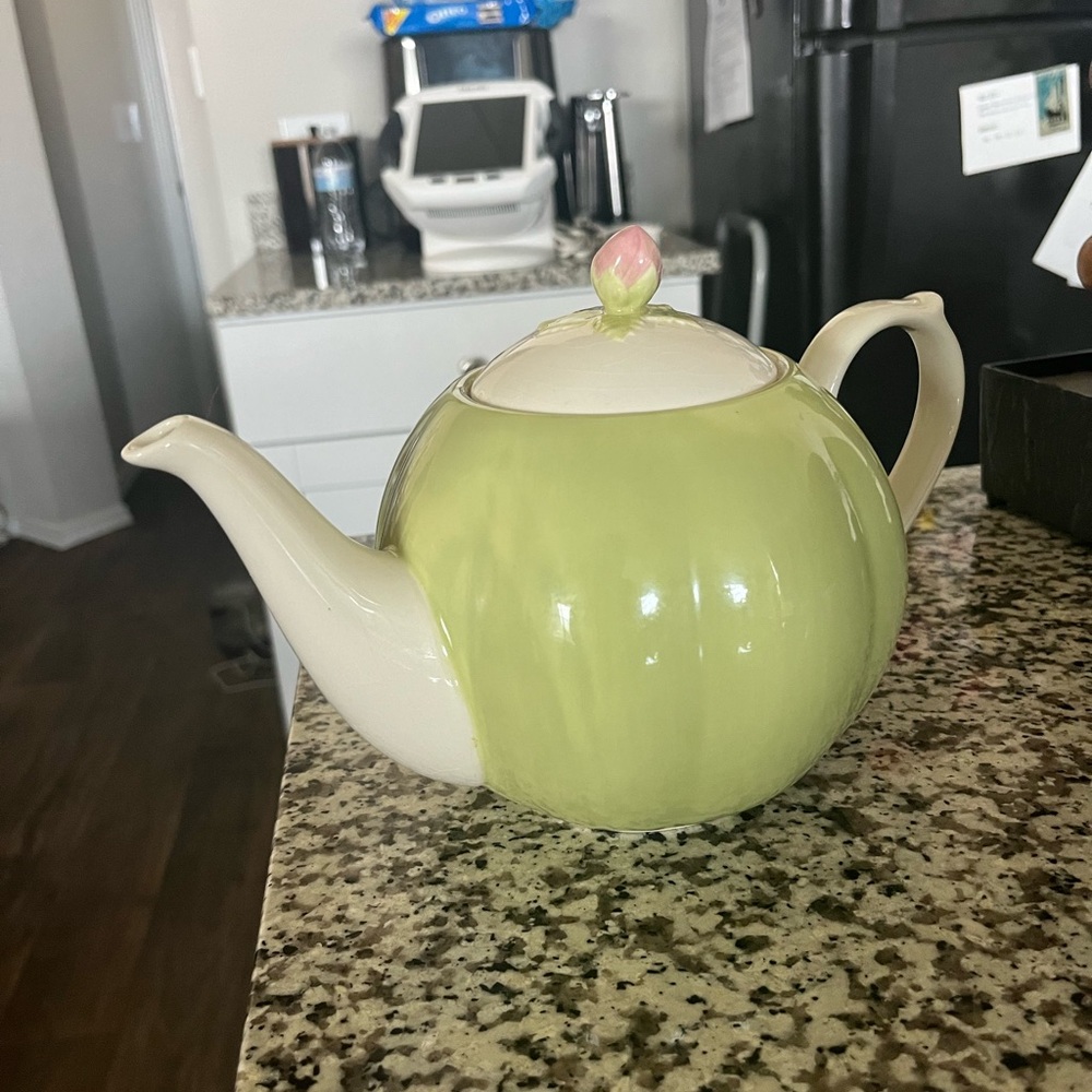 New floral teapot